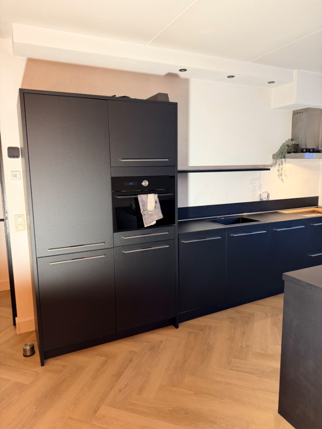 M7 Sunny Beach & NH47 Opal Beige vóór het wrappen – DeFollieFixers