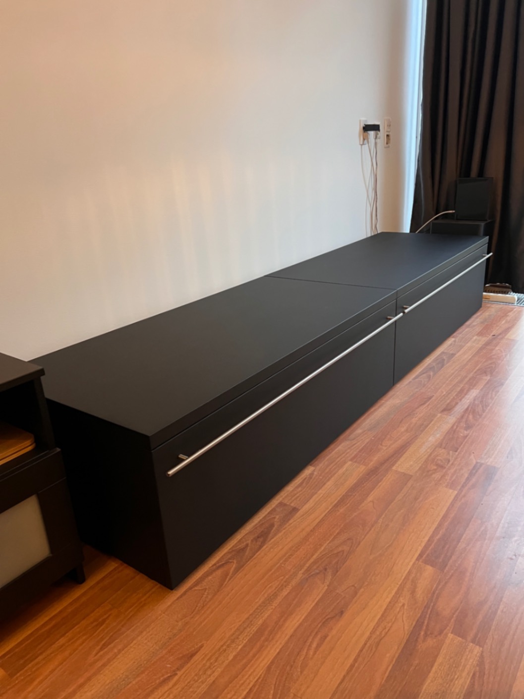 K1 Mat Zwart na het wrappen – professioneel resultaat DeFollieFixers